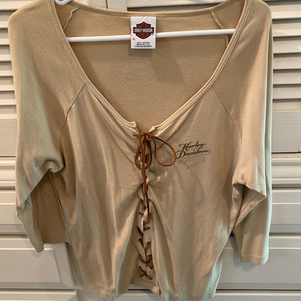 Harley Davidson mid sleeve shirt.